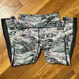 Lululemon Train Times Pant 25" Springscape Multi/Obsidian Leggings Womens Size 8